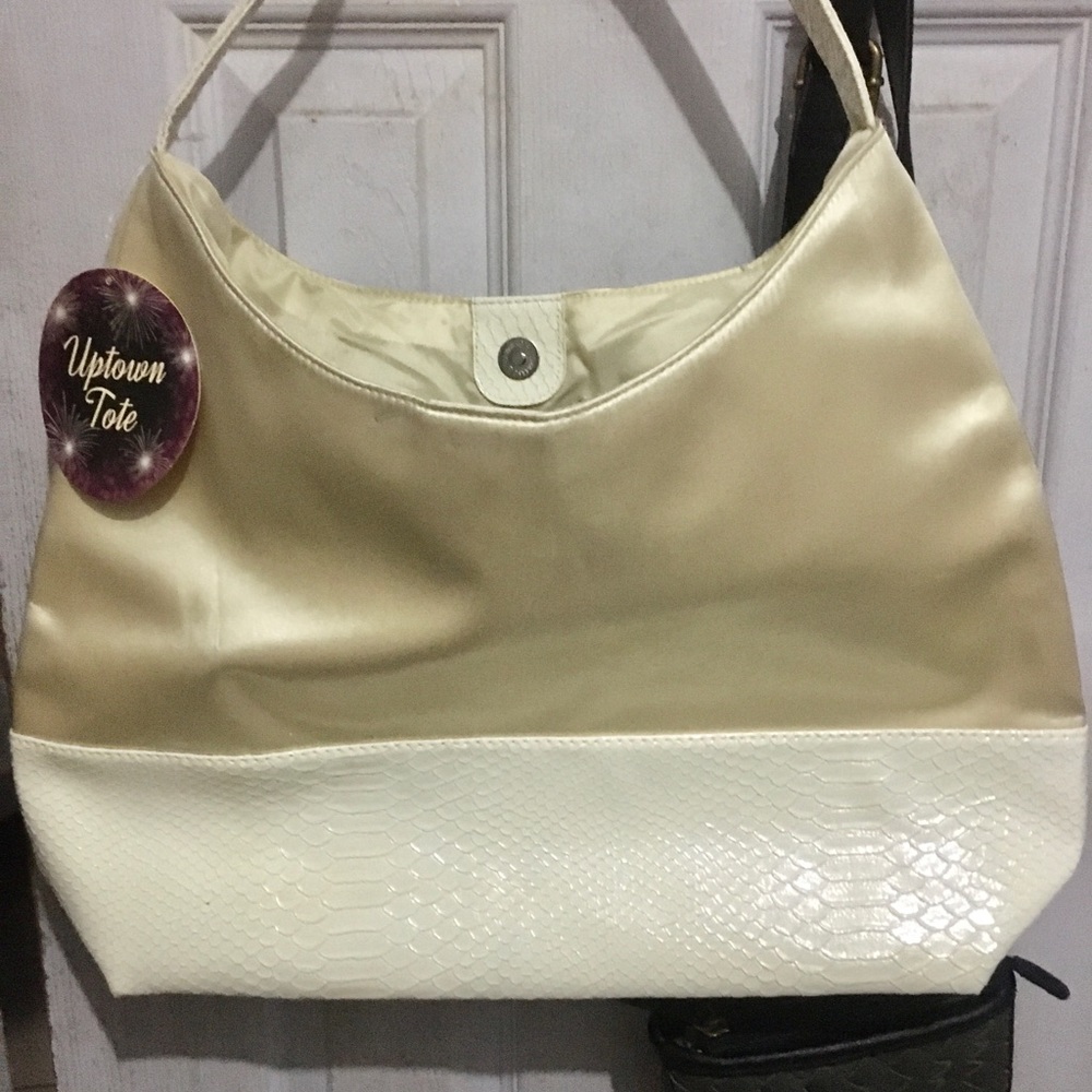 New option beige purse